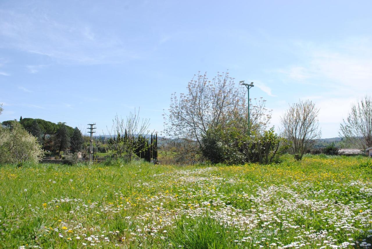 Agriturismo Fattoria Di Malavolta Florens Exteriör bild
